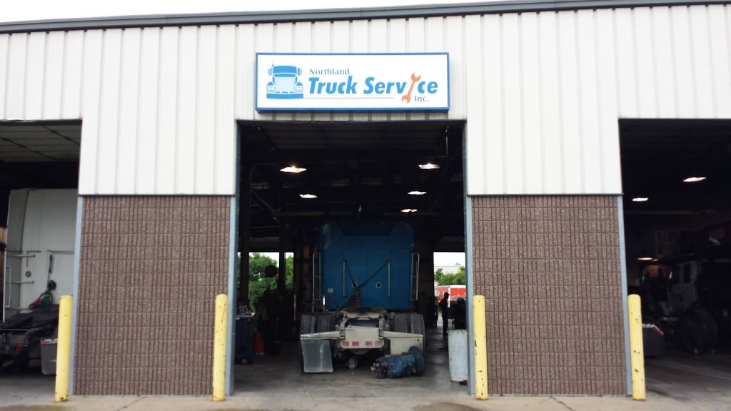 Premier Kansas City heavy duty diesel vehicle repair services - NTS Shop