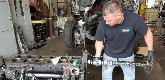 Kansas City heavy duty diesel repair technicians